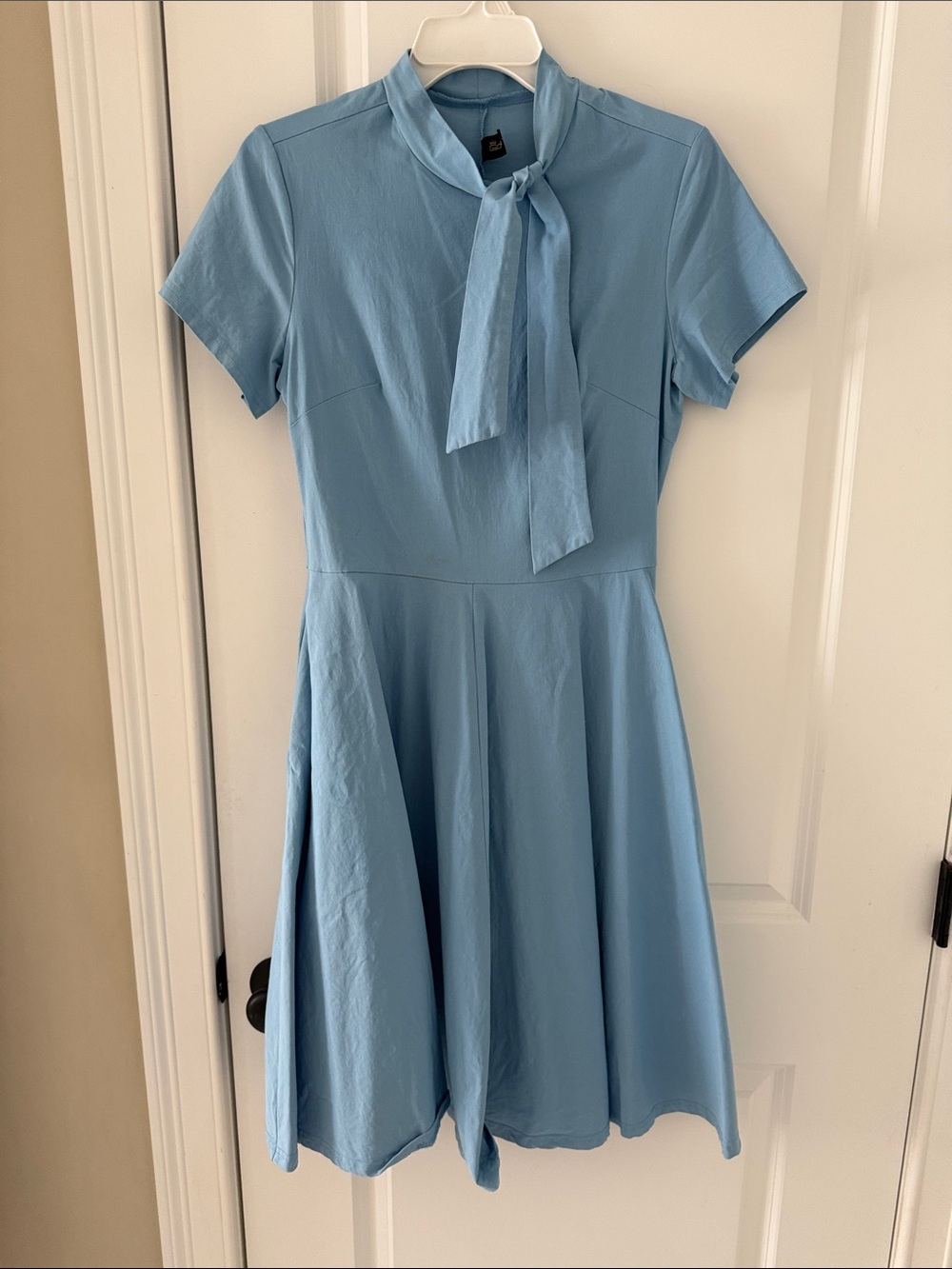Retro 50s style Light Blue Tie-Neck women’s Dress
